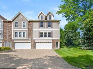 8302 Westown Pkwy UNIT 9101, West Des Moines, IA 50266