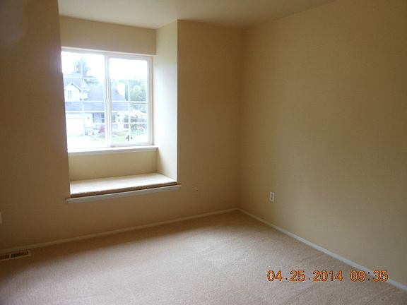 5th image of 21610 95th Avenue Ct E