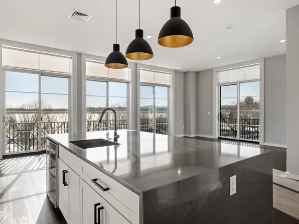 51 Elm Street #302, Laconia, NH 03246