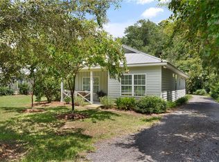 310 2nd St E, Darien, GA 31305