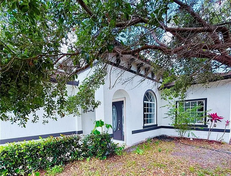 3465 Everglades Blvd N — Photo 5