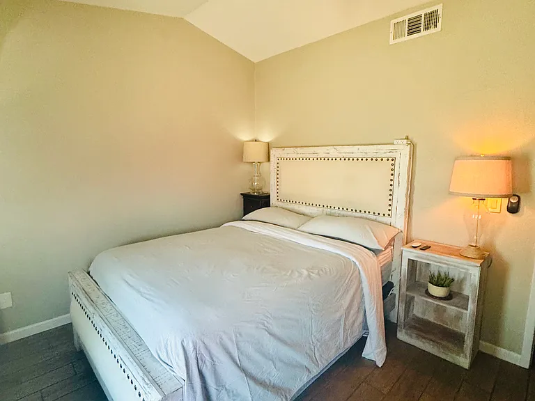 13512 E Butler St — Photo 16