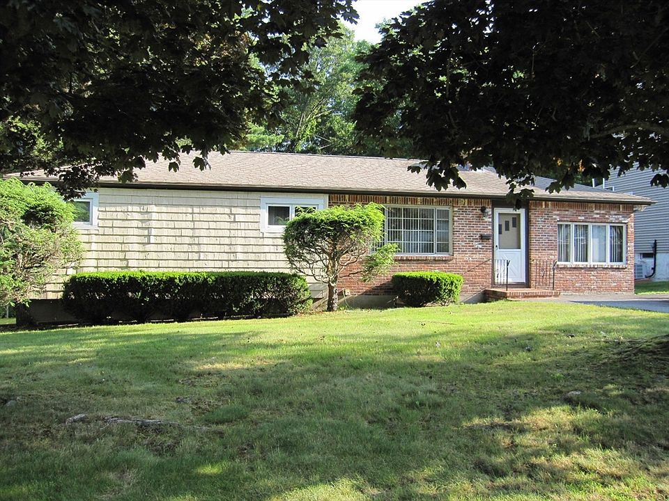 1st image of 15 Lilian Rd