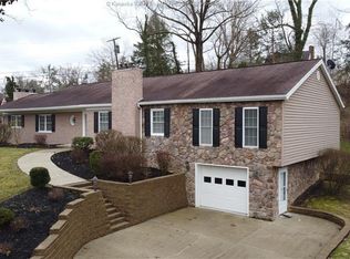 37 Chestnut Dr, Huntington, WV 25705