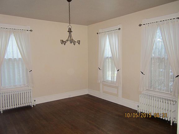 5th image of 440 N Maple Ave #1