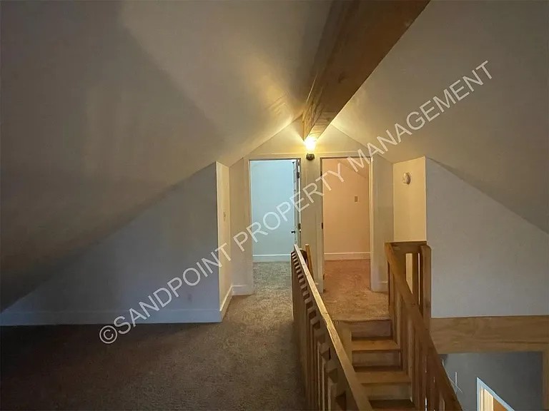 817 1/2 Poplar St — Photo 15