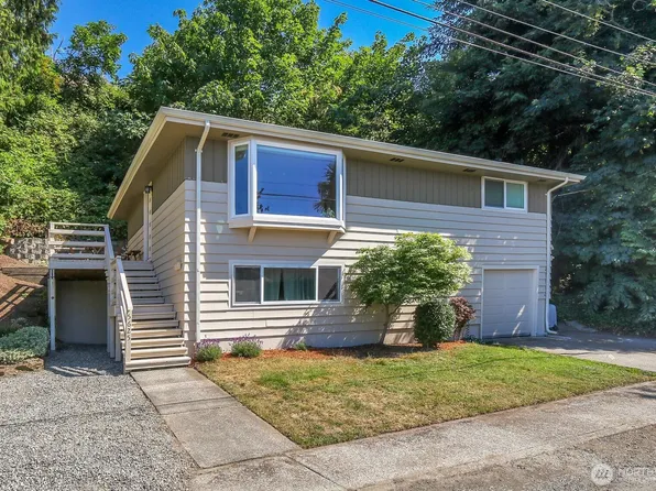 5625 SW Teig Place, Seattle, WA 98116