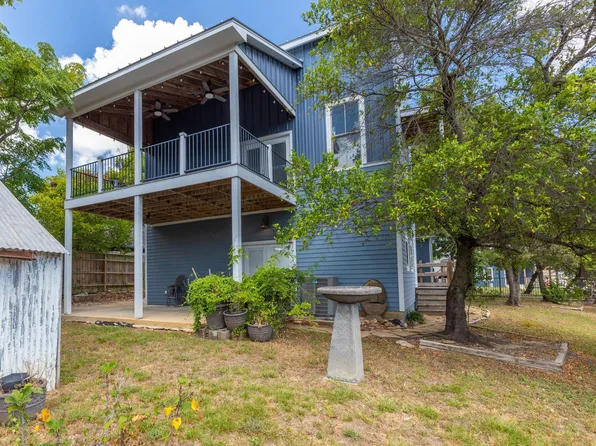 303 W Alamo St, Brenham, TX 77833
