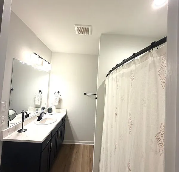 106 Lightbourne Dr — Photo 10