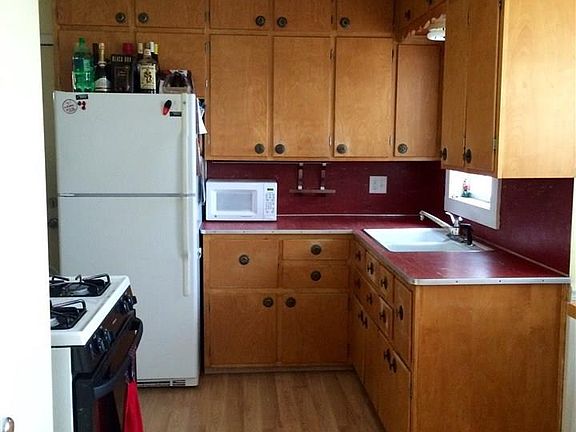 5th image of 709 W Skaro Ave
