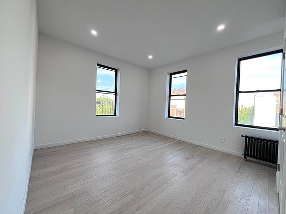 5th image of 28-08 35th St #5L