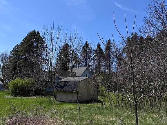 3rd image of 257 Madeline Ave