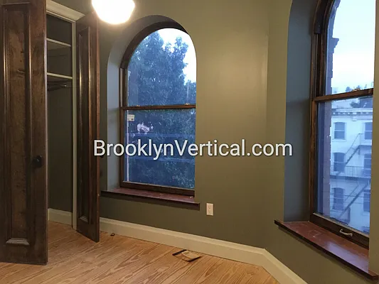 Rented by Brooklyn Vertical Inc. | media 18