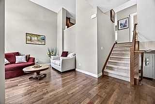5th image of 913 S Evanston Sq NW