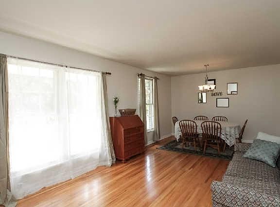2nd image of 172 Lakeside Park Dr