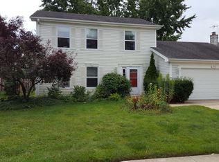 425 Lamont Ter, Buffalo Grove, IL