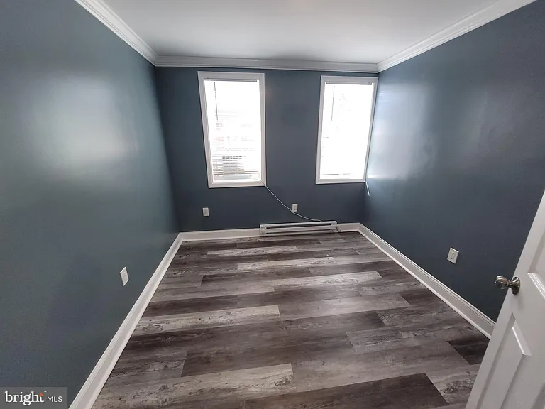 501 Archer St — Photo 11