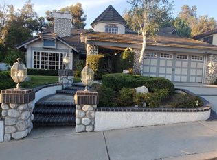 1052 Castlerock Ln, Santa Ana, CA 92705