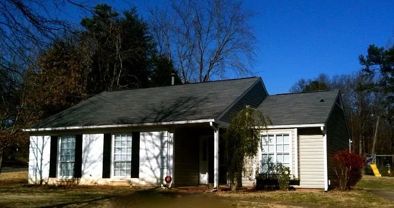 3 bed, 1191 sqft, $1,900 — Photo 1