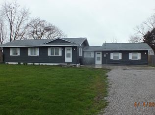 9711 Telegraph Rd, Temperance, MI 48182