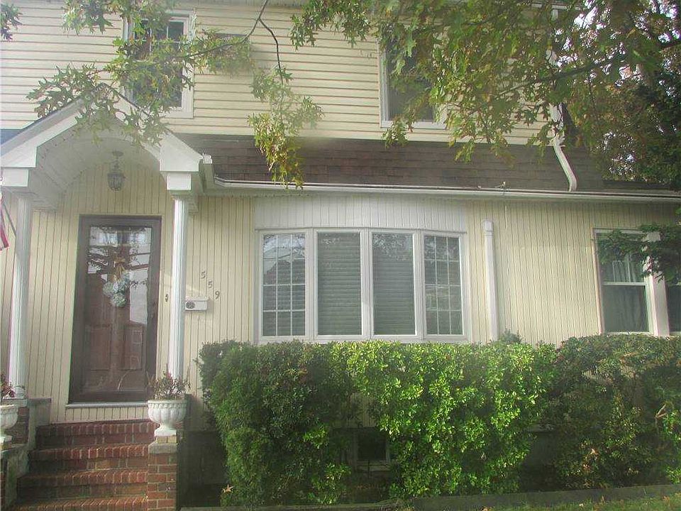 1st image of 559 Ingraham Ln
