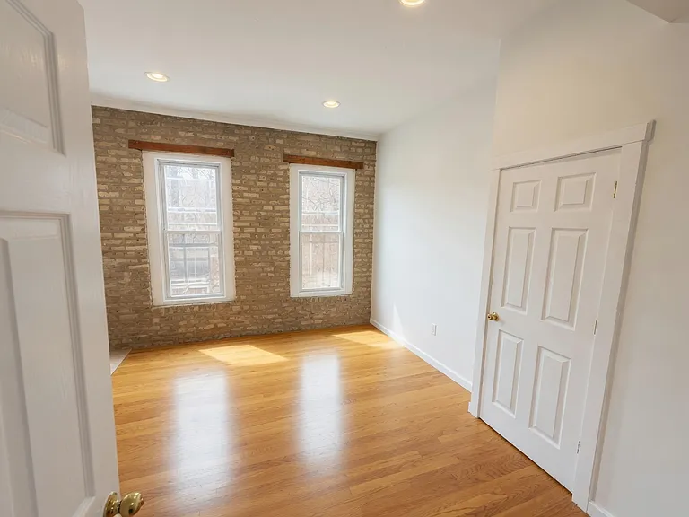 1228 N Cleaver St #2M — Photo 7
