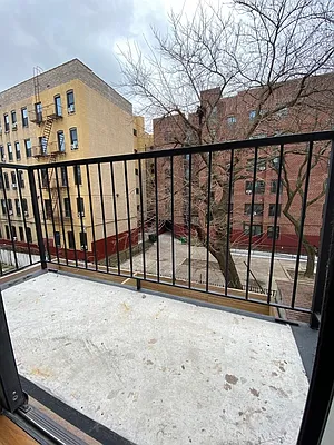 Rented by Bohemia Realty Group | media 12