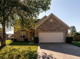 2000 Twinbrook Dr, Sellersburg, IN 47172