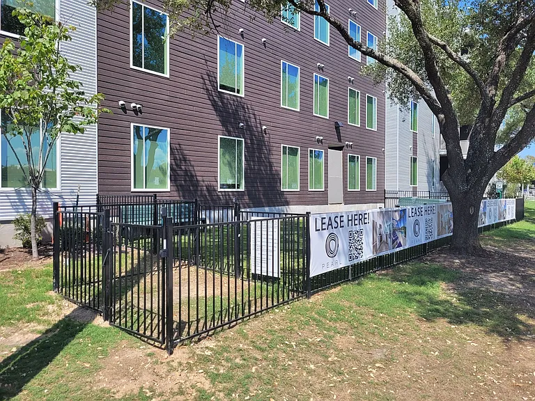 The Pearl Austin — Photo 33