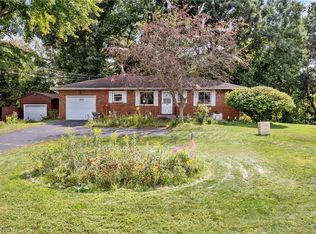 154 Swartz Rd, Akron, OH 44319