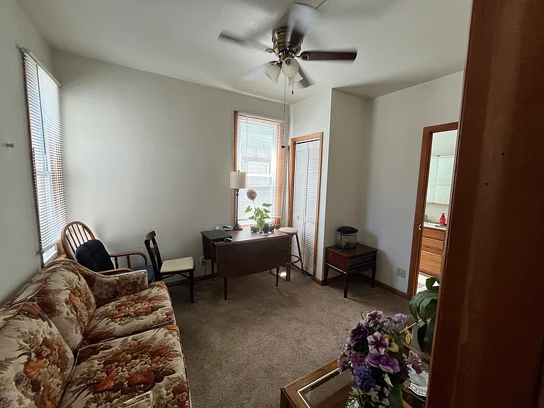3203 S Kinnickinnic Ave — Photo 7