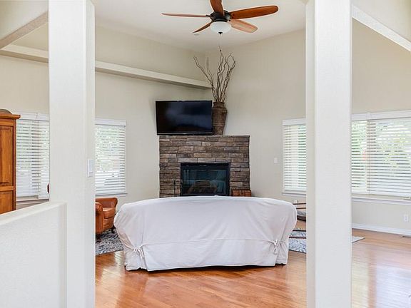 2nd image of 5122 Sonoma Dr
