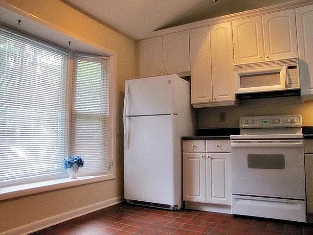 14010 Autumn Woods Rd — Photo 25
