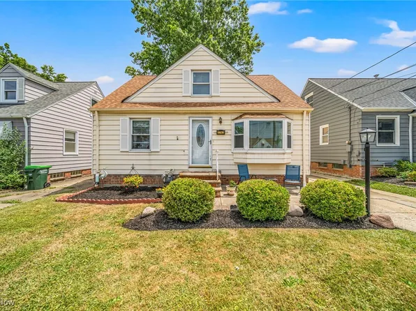 1743 Silver St, Wickliffe, OH 44092