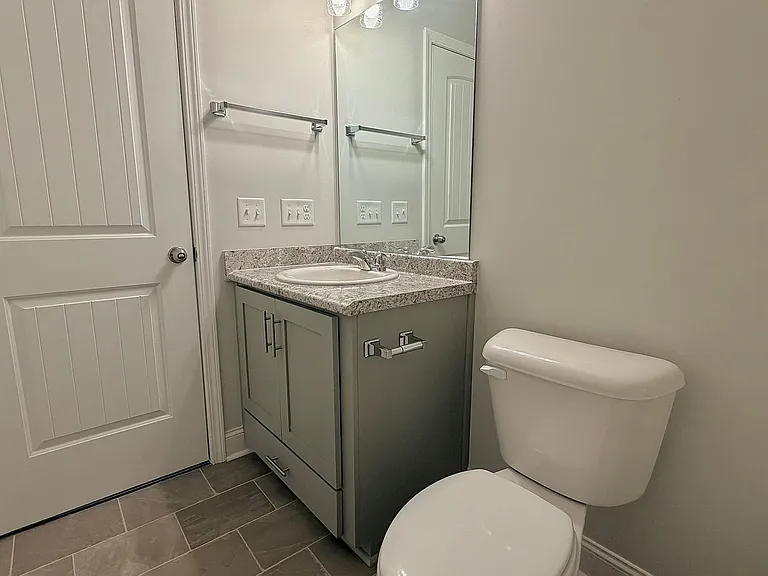 44 Rimes Ave SE — Photo 36