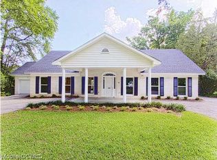 251 Berkley Ct, Mobile, AL 36606