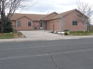 1050 W 44th St, Loveland, CO 80538