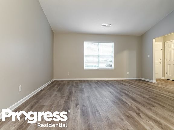 5th image of 652 Kilkenny Cir