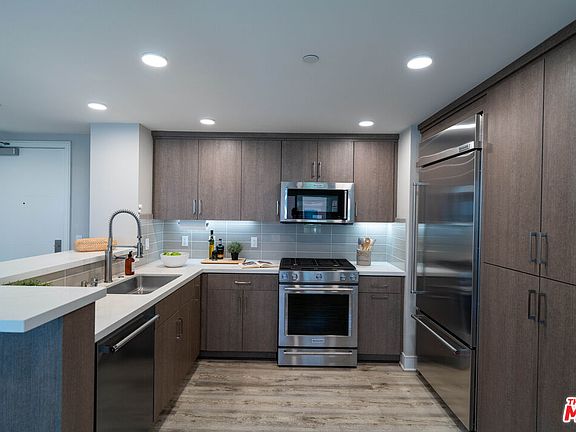 4th image of 6030 S Seabluff Dr APT 410