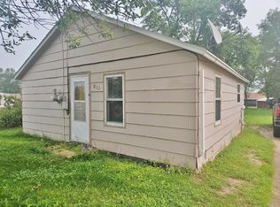 811 S Main Ave, Rugby, ND 58368