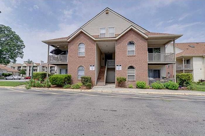 1st image of 620 Mary Robert Ln