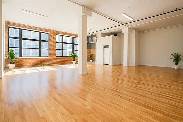 Rented by Outlive | media 3