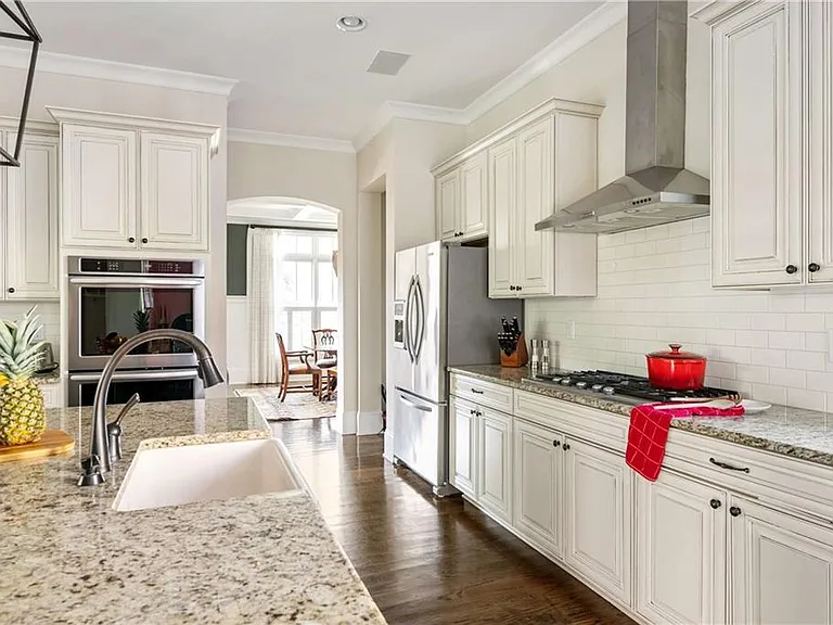 582 Charleston Ave SE — Photo 13