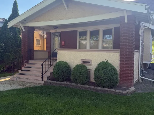 1004 Mapleton Ave, Oak Park, IL 60302