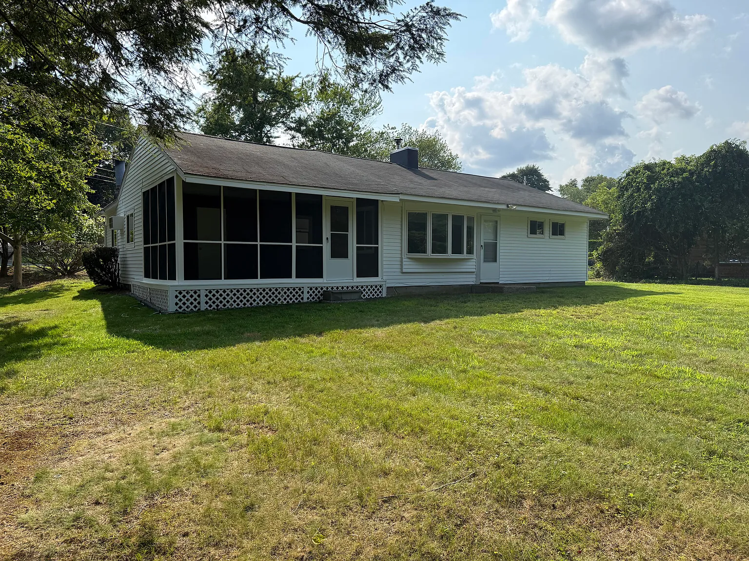 2 bed, 1200 sqft, $3,000 — Photo 2