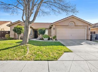 1019 Goosecross Dr, Madera, CA