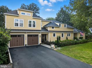 9105 Ewell St, Manassas, VA 20110