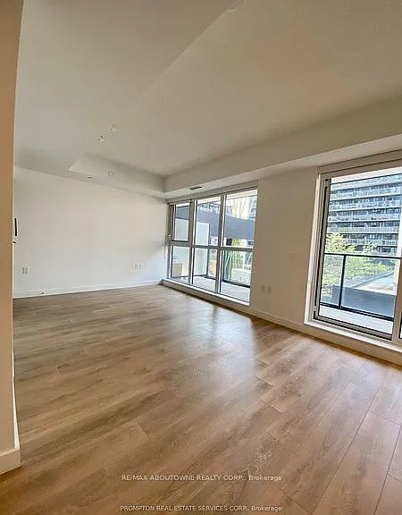 38 Widmer St #612 — Photo 4