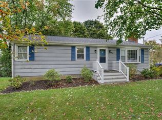 43 Viking Dr, Portsmouth, RI 02871