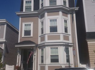 160 East St, South Boston, MA 02127